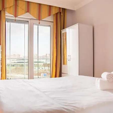 Pleasant Flat Close To Various Malls In Cigli